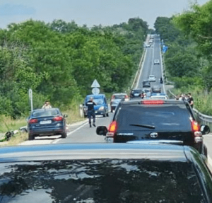 Тежка катастрофа с моторист затвори пътя между Асеновград и Кърджали