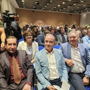 Цвета Караянчева участва в национално съвещание на ГЕРБ за Еврозоната