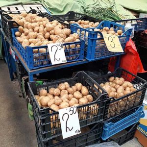 Пресните картофи на пазара в Кърджали струват до 3.50 лева