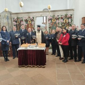 Ученици и ръководни служители от ГД „Национална полиция“ почетоха в Кърджали паметта на загиналите в пътнотранспортни произшествия